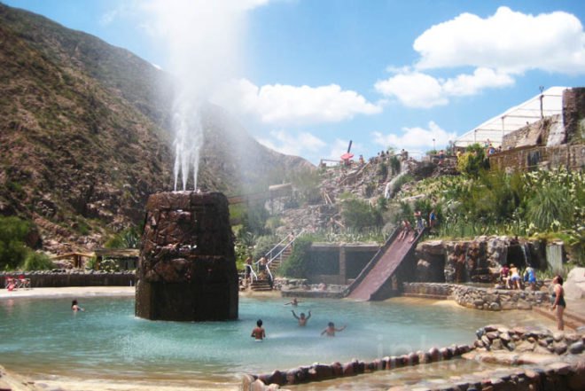 Water Issues,Recycled Materials,Green Resources,Green Materials,Green Holidays,Eco Tourism,Eco Travel,Architecture,mendoza,argentina,andes mountains,thermal mineral water,mineral geothermal water,local stone,family day out,cascade restaurant,water park,swimming pools,streams,slides