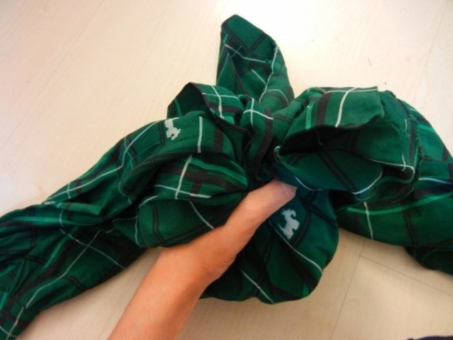 HOW TO: Wrap a Gift Using an Old Shirt, how to, diy, inhabitat diy, creative gift wrapping, gift wrapping, green gift wrapping, shirt giftwrap, green giftwrap, green gift wrap, green design, eco design, sustainable design, alternative gift wrap, sustainable gift wrap, creative ways to wrap a present, how to wrap a present, how to wrap a gift, furoshiki