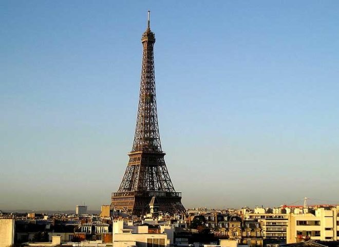 ginger group, paris, eiffel tower, eiffel tower makeover, eiffel tower visit, eiffel tower garden, eiffel tower plants, eiffel tower tree, parisian sustainability, sustainability in paris, green paris, eco paris, eco france, sustainability in france, french sustainability, green initiatives, urban gardening, urban green, urban gardens