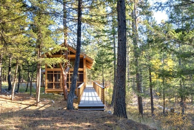 Foster Loop Cabin, Washington State, Mazama, Campground, footprint, minimalist, low environmental impact, green design, sustainable design, eco design, Balance Architects, cabin, green cabin, forest, catwalk, campground