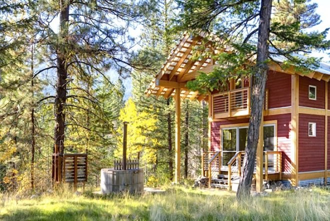 Foster Loop Cabin, Washington State, Mazama, Campground, footprint, minimalist, low environmental impact, green design, sustainable design, eco design, Balance Architects, cabin, green cabin, forest, catwalk, campground