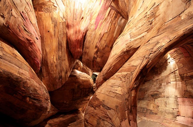 green design, eco design, sustainable design, Henrique Oliveira, recycled art, reclaimed wood, recycled plywood, plywood sculpture, tridimensionals