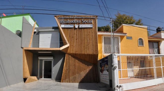 bris de soleil, eco retrofit, eco-materials, Green Building, green facade, green school, Incubadora Social ITESM-Bancome, Mexico green building, natural cooling, reclaimed building, SHINE Architecture, wood facade