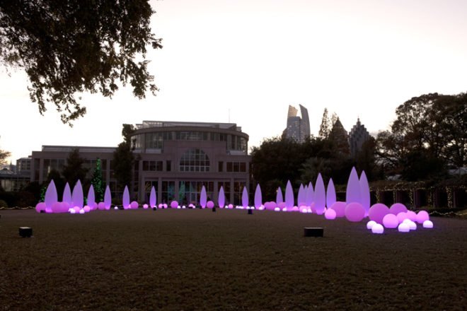 green design, eco design, sustainable design, Atlanta Botanical Garden, LED winter wonderland, LED Christmas Tree, Green Christmas, Green Tree, Lighting Science Group, recyclable Christmas tree, CD+M Lighting and Design Group, topiary