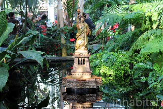 NYBG 2011 Holiday Train Show, new york botanical garden, holiday train show, applied imagination, paul busse, new york botanical garden train show, buildings made from plant parts, sculptures made from plants