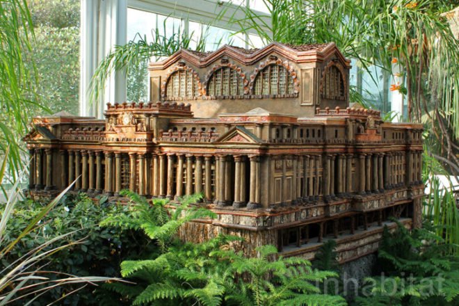 NYBG 2011 Holiday Train Show, new york botanical garden, holiday train show, applied imagination, paul busse, new york botanical garden train show, buildings made from plant parts, sculptures made from plants