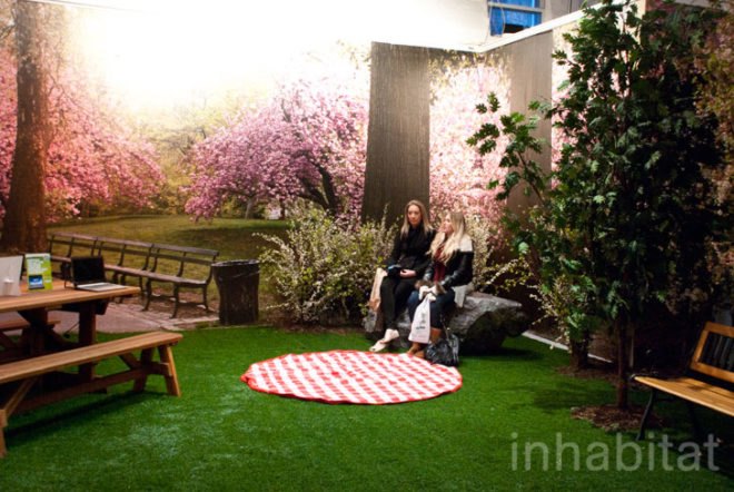 Openhouse Gallery; pop-up; pop up; pop-up park; green space; Manhattan; New York City; Inhabitat; Inhabitat NYC; Amanda Coen; Amanda Silvana Coen; winter park; mommy mornings; green design; repurposed space; indoor park; reused space