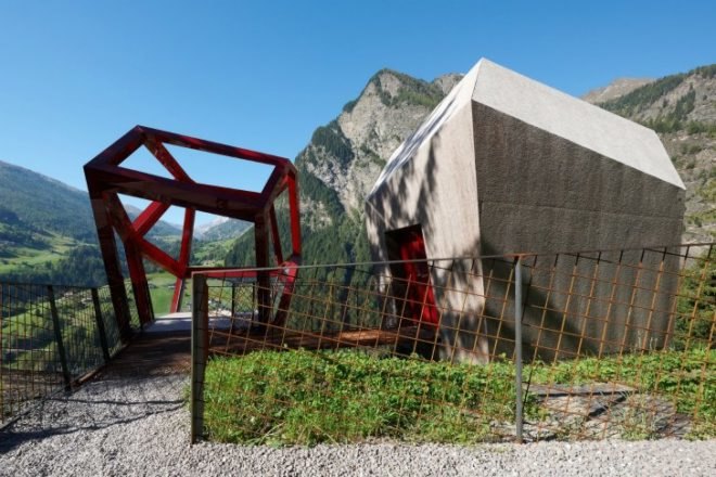 Timmelsjoch, timmelsjoch experience, outdoor pavilion, led sculpture, pavilion, garnets, Werner Tscholl