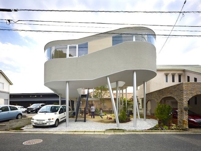 Kimihiko Okada, Toda House, Hiroshima, Japan, Wraparound House, Perched on Stilts, Green Design, sustainable design, eco design, green building, natural ventilation, small footprint, daylighting, sustainable development, residence