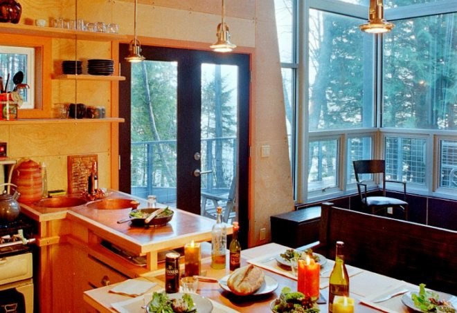 Treehouse, Castanes Architects, low impact design, retractable staircase, vacation house, cabin retreat