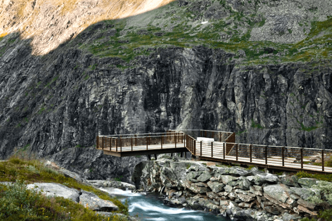 Norwegian Public Roads Administration, national tourist routes, korten steel, Norway, Trollstigen, Trollstigen Plateau, Reiulf Ramstad, korsten steel, minimalist design, green roof, nature, Rauma council, walkways, platforms, green design, sustainable design, eco-design