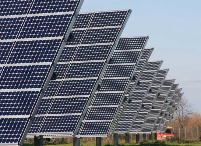 us solar industry, solar installation, solar power installation, solar energy installation, solar panel installation, solar power growth, solar energy growth, renewable energy growth, sustainable energy growth, solar power, solar energy, solar roof, solar development, solar technology, green energy, green power