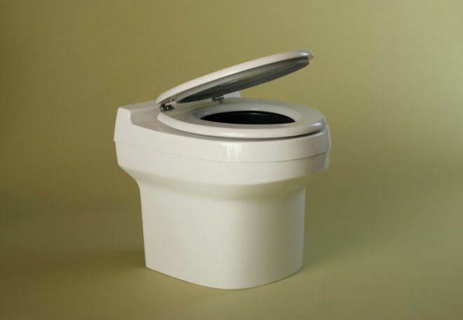 Composting toilet, San Francisco, compost, public restroom, water efficient, off-grid, California, Bay Area, Hyphae Design Laboratory