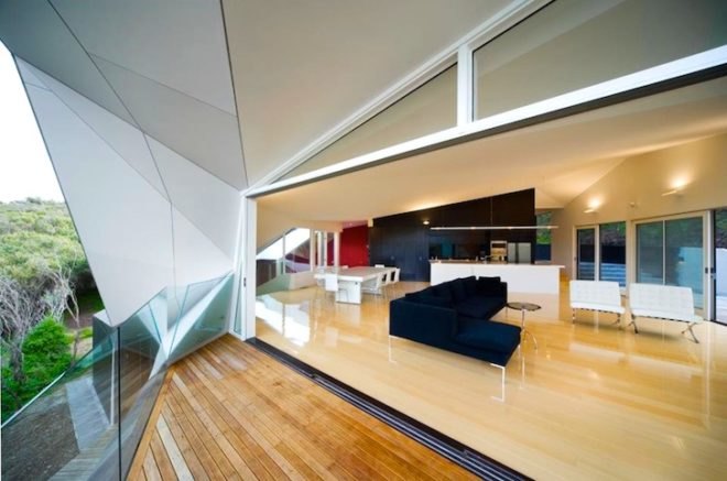 McBride Charles Ryan, Klein Bottle House, Klein Bottle, Origami, green design, sustainable design, eco-design, natural landscape, site selection, australia, morning ton Peninsula, Rye Beach, origami, daylighting, timber foundation, traditional foundation, fibro-shacks, beach house