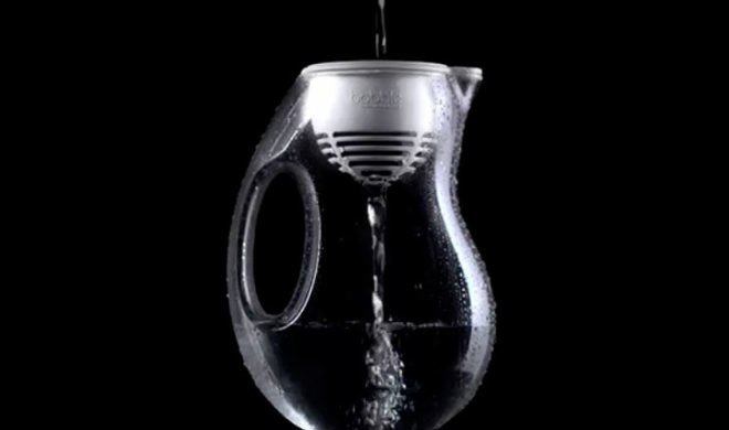 green design, eco design, sustainable design, recycled plastic, recyclable plastic, bobble water bottle, bobble water jug, water filter