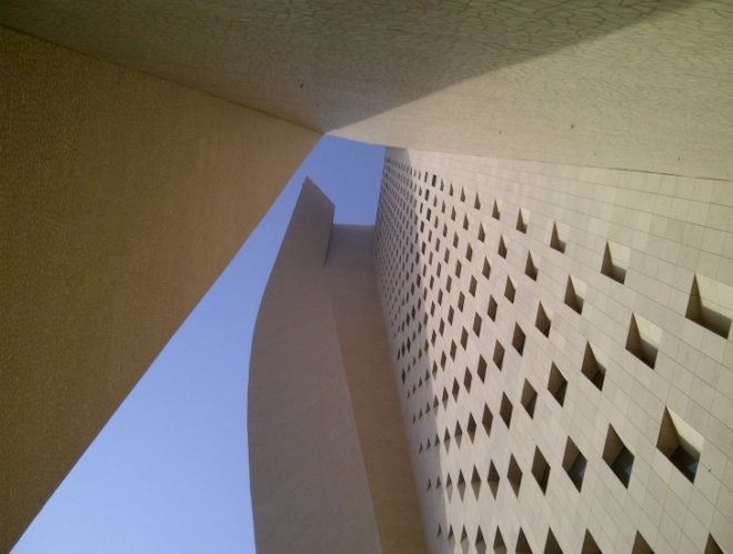Al Hamra Tower, SOM, kuwait, kuwait city, sculpted tower, eco skyscraper, eco tower