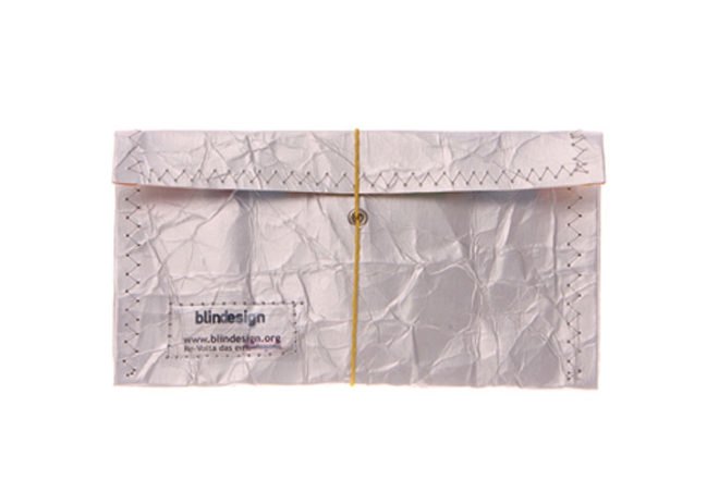 Recycled Materials,Green Products,green packaging,Recycled Milk Cartons,portuguese design,social design,recycled wallet