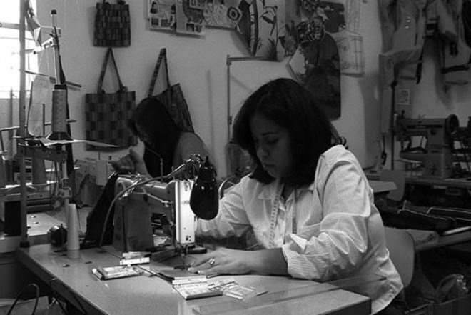 Recycled Materials,Green Products,green packaging,Recycled Milk Cartons,portuguese design,social design,recycled wallet
