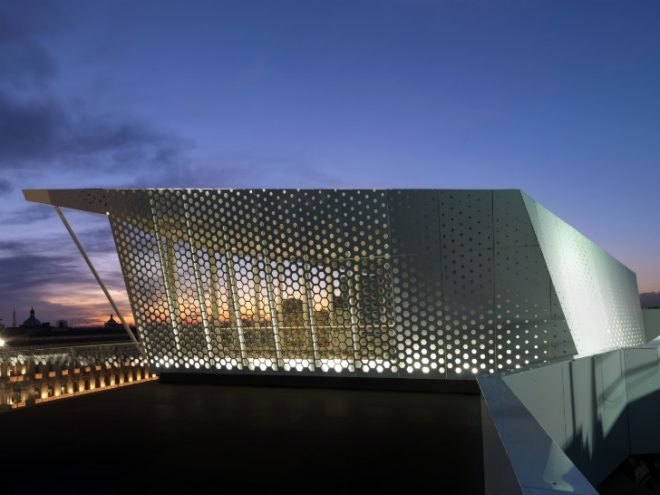 Electrolux Cube, Milano, Park Associati, the cube, mobile restaurant, eco restaurant, prefab design