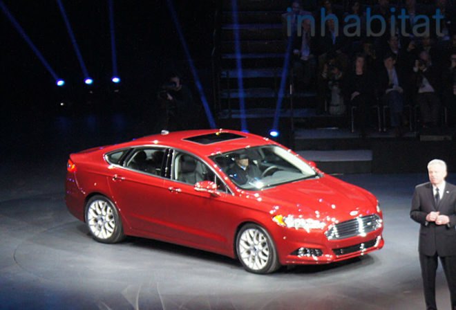 Ford fusion plugin hybrid, ford fusion ev, ford fusion energi, electric ford fusion, hybrid ford fusion, ford fusion, 2013 ford fusion, detroit auto show, 2012 detroit auto show, naias, north american international auto show, green cars, hybrid cars, ford hybrid fusion, green design, sustainable design, green transportation, sustainable transportation, energy-efficient transportation, ford fusion, fusion energi