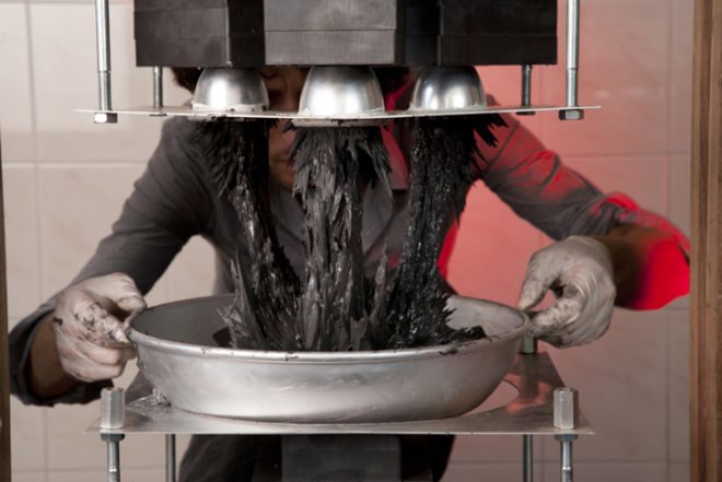 Zero energy,Kinetic Energy,Green Home decor,green furniture,experimental design,techniques design,dutch design,gravity,magnetic fields,plastic,iron shavings