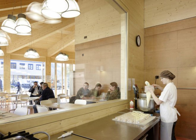 MINERGIE, Merz Produktion Rossboden, Clavuot, Swiss green building, green bakery, green restaurant, green roof, MINERGIE restaurant, daylighting, heat recovery, green bakery