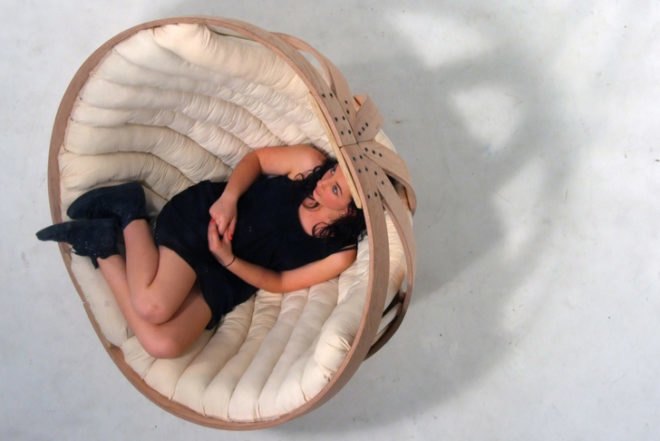 cocoon chair, autistic people, autism, plywood, rocking chair, Victoria University of Wellington, cold-bending wood, cradle, wooden seat, Sustainable Materials, social design, Green Materials, green furniture