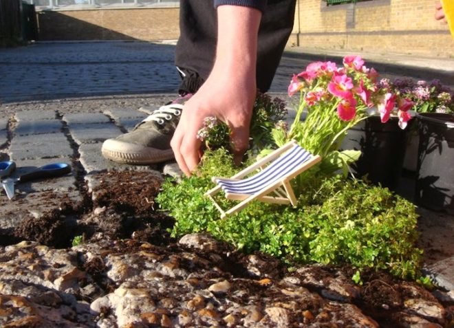 Steve Wheen, The Pothole Gardener, East London, art, environmental art, urban gardening, urban design, green design, sustainable design, guerrilla gardening, eco design, England,