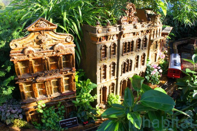 New York Train Show, New York Botanical Gardens, building models made from sticks, bark, NYBG 2011 Holiday Train Show, new york botanical garden, holiday train show, applied imagination, paul busse, new york botanical garden train show, buildings made from plant parts, sculptures made from plants