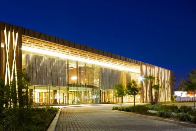 Tripoli Congress Center, Tabanlioglu Architects, tripoli, libya, mesh facade, perforated metal facade, low impact design, congress center