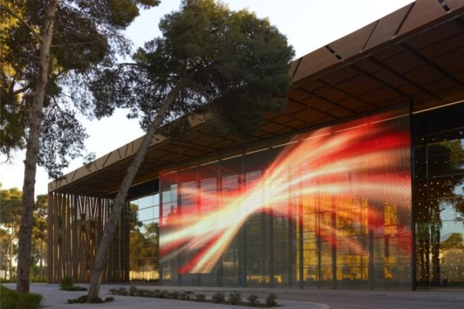 Tripoli Congress Center, Tabanlioglu Architects, tripoli, libya, mesh facade, perforated metal facade, low impact design, congress center
