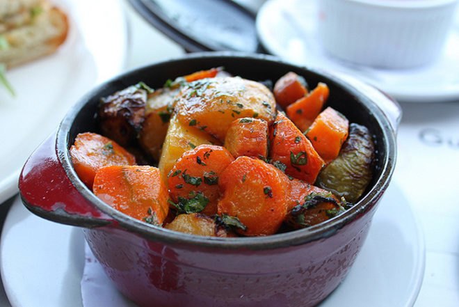 Crock Pot Recipes, slow cooking recipes, vegetarian recipes, vegan recipes, Chickpea curry, Crockpot Lasagna, Rice Pudding recipe, Root vegetable stew, Mediterranean Stew, Mulled Cider