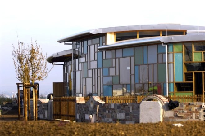 RAU, RAU Architects, Hess Natur, sustainable building, green building, recycled materials, earthen wall, clay wall, green materials, sustainable materials, green design, sustainable design, Hess Natur Headquarters, Frankfurt, Germany