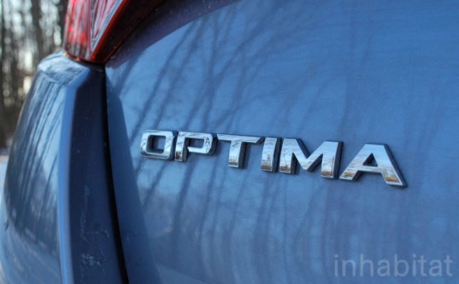 green car, green vehicle, hybrid car, hybrid vehicle, Kia, Optima, Kia Optima hybrid, test drive, Laura Cowan, Laura K. Cowan, green transportation, green automotive design, alternative transportation