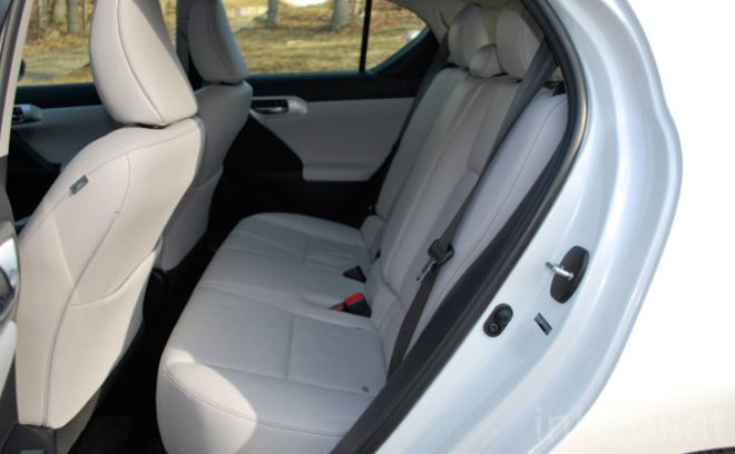 test drive, Lexus, CT200h, Lexus CT200h, hybrid car, hybrid vehicle, green car, green vehicle, Laura Cowan, Laura K. Cowan, green automotive design, green transportation, alternative transportation