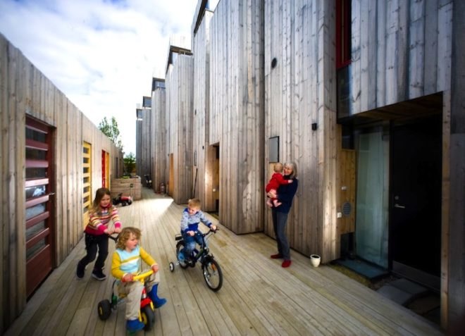 Steinsvik Arkitektkontor, storelva, norway, polar circle, thermic collectors, solar energy, solar collectors, green design, sustainable design, sustainable building, passive design, movement controlled lighting, underground heating, untreated wood, insulation, daylighting, eco design, green design