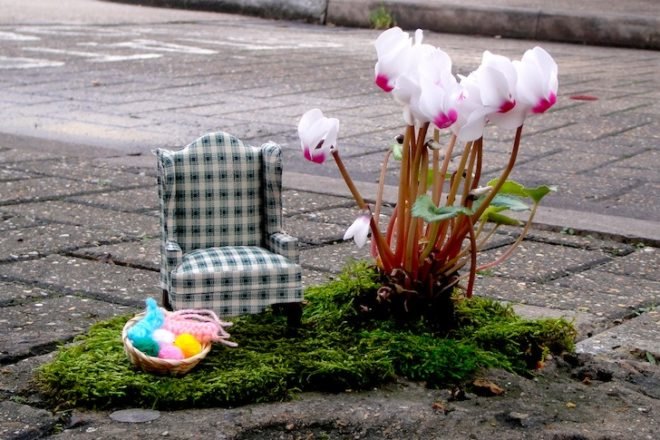 Steve Wheen, The Pothole Gardener, East London, art, environmental art, urban gardening, urban design, green design, sustainable design, guerrilla gardening, eco design, England,