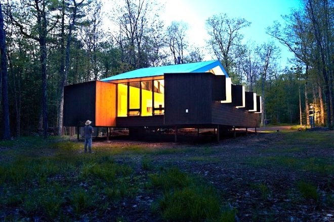 FlatPak, Wisconsin, Week'nder, extreme weather, prefab construction, prefab, insulation, customizable home, green design, sustainable design, eco design, sustainable materials, high winds, seismic safe
