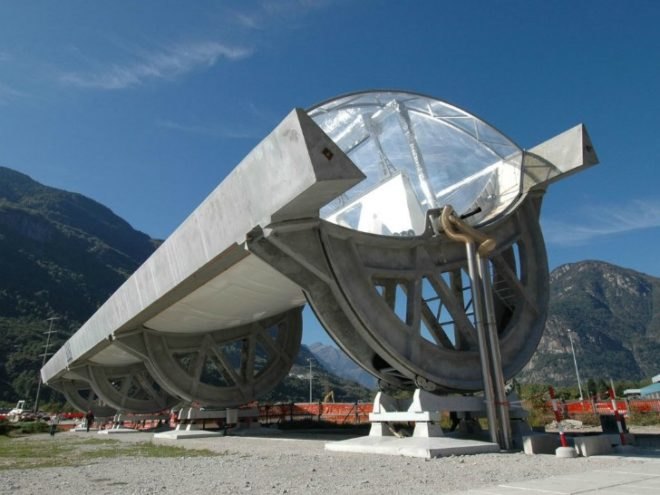 solar power, solar energy, concentrating solar power, csp, solar troughs, airlight, airlight energy, concrete solar troughs, air pillows, etfe, air pillow mirror, pneumatic mirrors, mirrors, solar thermal energy, switzerland, renewable energy, green design, green power, eco design