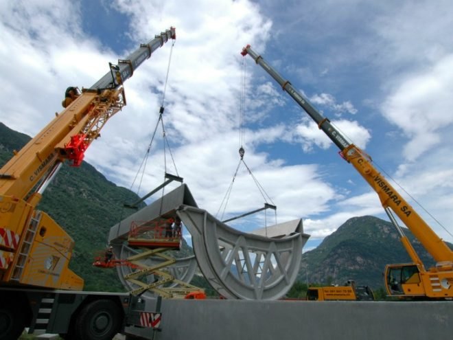 vsolar power, solar energy, concentrating solar power, csp, solar troughs, airlight, airlight energy, concrete solar troughs, air pillows, etfe, air pillow mirror, pneumatic mirrors, mirrors, solar thermal energy, switzerland, renewable energy, green design, green power, eco design