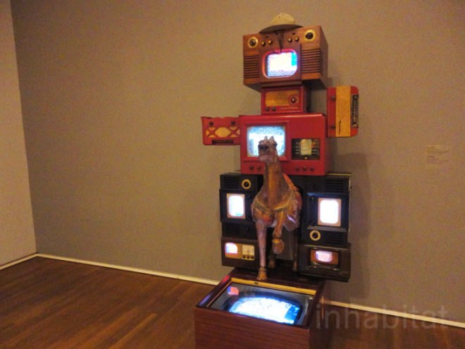 green design, eco design, sustainable design, Montreal Museum of FIne Arts, Recycled art, eco art, green art, recycled materials, Claude Cormier, Stephan Balkenhol, En Masse, Street art, Gilles Mihalcean, Los Carpinteros, Nam June Paik