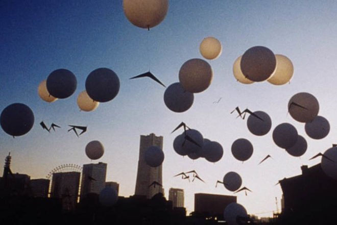 art, Green Materials, Sustainable Materials, Urban design, Yokohama Triennial in Japan, Casagrande & Rintala, Finnish art, Bird Hangar, spreading seeds, balloons, latex balloons, public installation, japan, finnish design