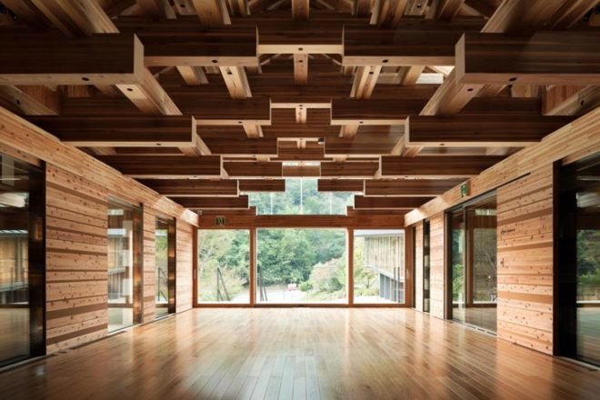 green design, eco design, sustainable design, Kochi Prefecture, Cantilever building, Kengo Kuma and Associates, Yusuhara Wooden Bridge Museum, Japan, Bridge Museum