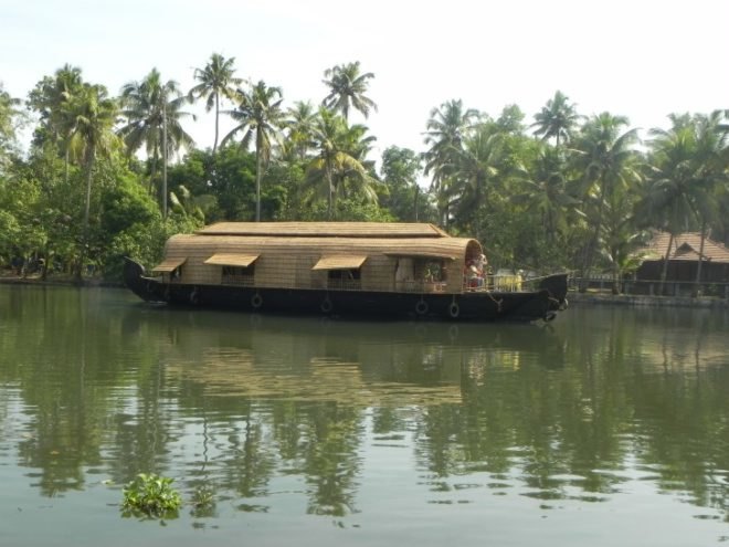 goodearth houseboat, kerala travel, waterboat travelling, eco tourism, sustainable travel India, Villageways travel, social enterprise