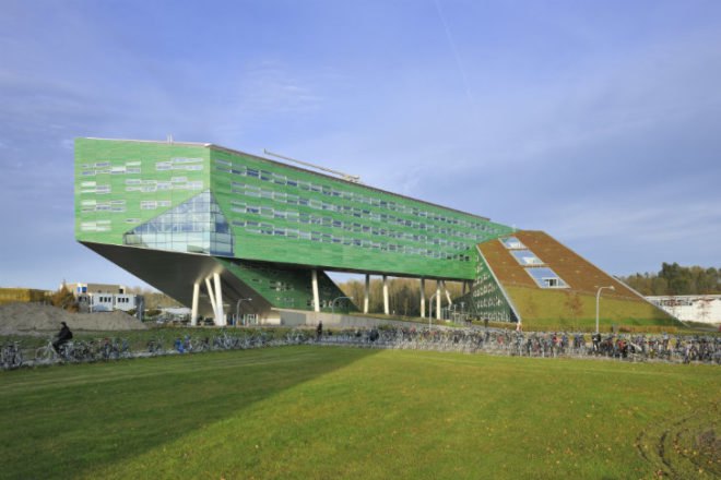 Linnaeusborg, Centre for Life Sciences, Rudy Uytenhaak Architectenbureau, green roof, groningen, eco laboratory