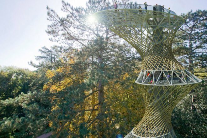 Marks Barfield Architects, bamboo architecture, bamboo treehouse, amazon treehouse, sustainable design, green design, green architecture, rainforest research, solar power, green rainforest architecture, amazon rainforest, ecotourism