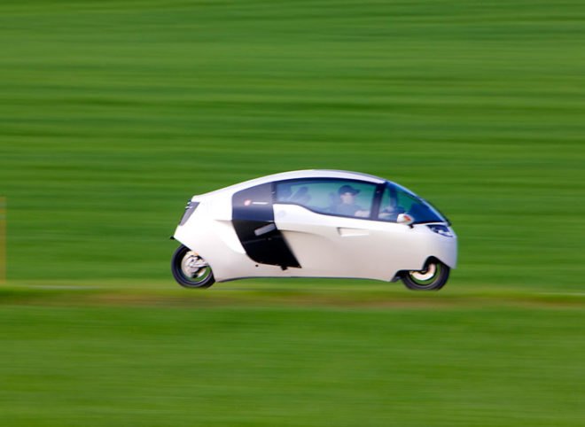 monotracer, peraves, covered motorcycle, mono tracer, electric motorcycle, electric monotracer, electric bike, ev, electric automobiles, green transportation, green cars, green motorcycles, green racing motorcycles, peraves