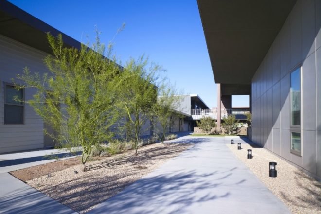Rosa Parks Housing, Brooks Scarpa, palm springs, affordable housing, solar passive design, desert architecture
