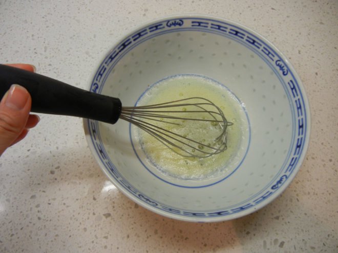 DIY, diy food, diy fortune cookies, fortune cookie diy, homemade fortune cookies, how to fortune cookies, how to make fortune cookies, make fortune cookies, valentine’s day, valentine’s day cookie recipe, inhabitat diy, make your own fortune cookies, do it yourself, yuka yoneda