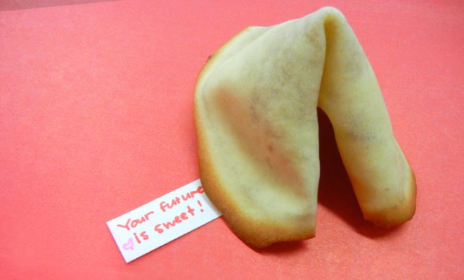 DIY, diy food, diy fortune cookies, fortune cookie diy, homemade fortune cookies, how to fortune cookies, how to make fortune cookies, make fortune cookies, valentine’s day, valentine’s day cookie recipe, inhabitat diy, make your own fortune cookies, do it yourself, yuka yoneda